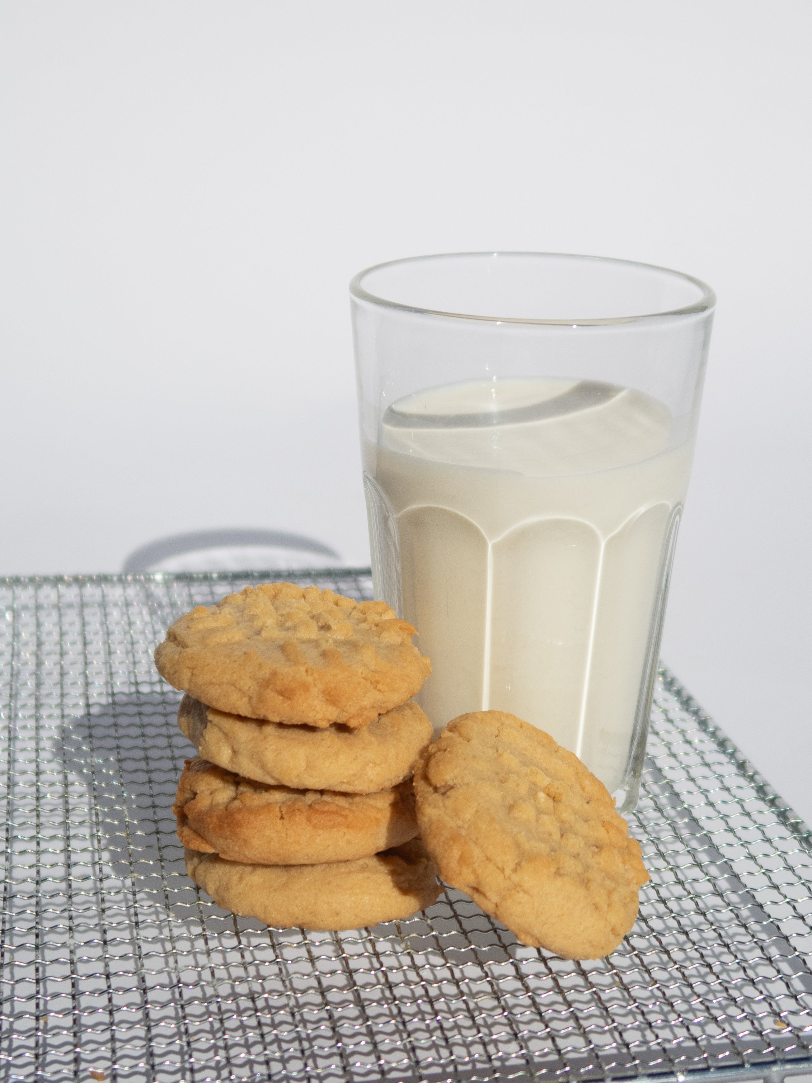 Peanut Butter Sandie Cookies