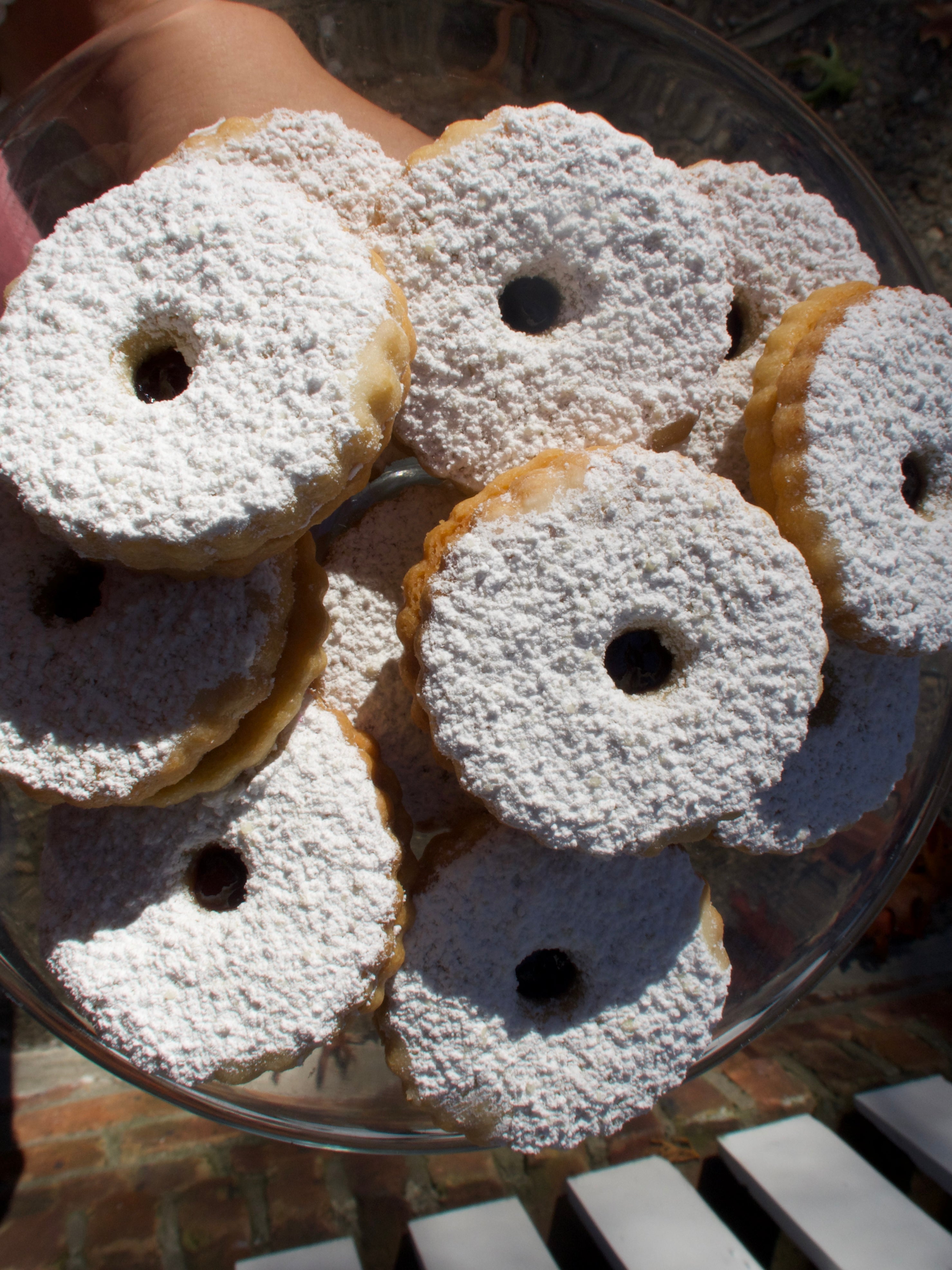 Linzer Cookies